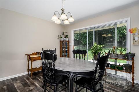 1981 Wall St, Morganton, NC 28655 photo 23