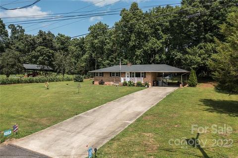 1981 Wall St, Morganton, NC 28655 photo 8