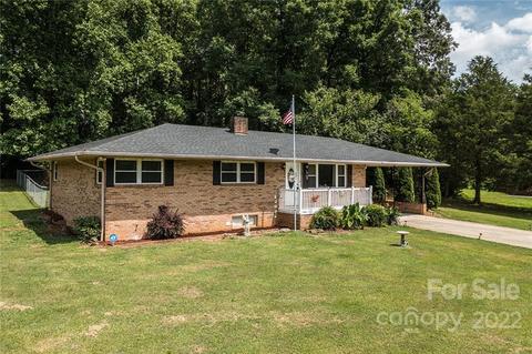 1981 Wall St, Morganton, NC 28655 photo 7