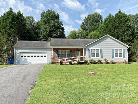 3065 Kay St, Conover, NC 28613 photo 1