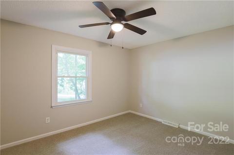 824 E Chestnut St, Stanley, NC 28164 photo 8