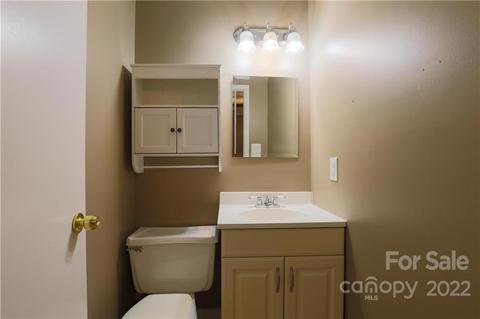 824 E Chestnut St, Stanley, NC 28164 photo 10
