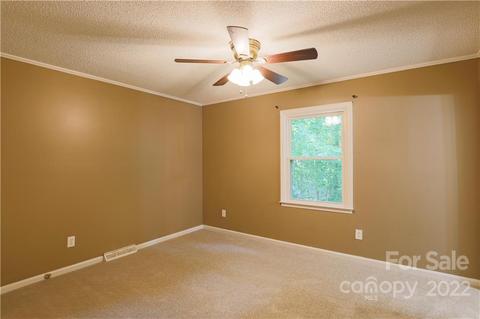 824 E Chestnut St, Stanley, NC 28164 photo 7