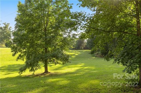 697 Old Us 74 Cor, Bostic, NC 28018 photo 31
