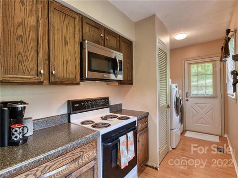 144 Cresthaven Dr, Clyde, NC 28721 photo 15