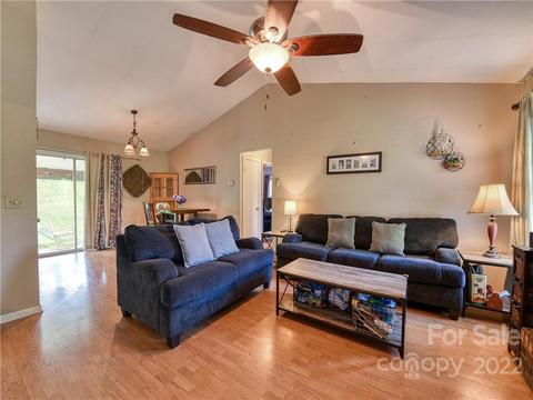 144 Cresthaven Dr, Clyde, NC 28721 photo 10