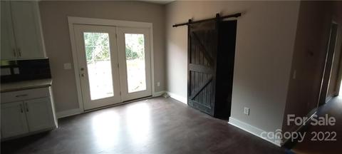 124 Pump St, Morganton, NC 28655 photo 7