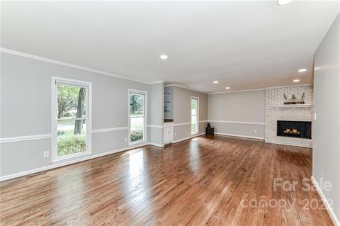 19613 Shevington Dr, Cornelius, NC 28031 photo 12