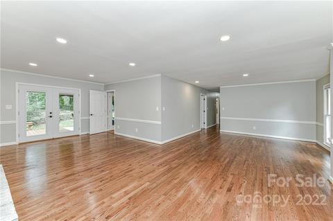 19613 Shevington Dr, Cornelius, NC 28031 photo 9