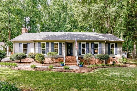 19613 Shevington Dr, Cornelius, NC 28031 photo 1