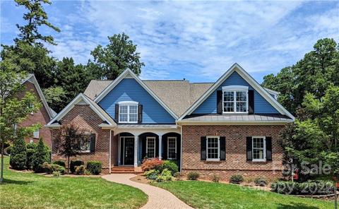21404 Pinecrest Pl, Cornelius, NC 28031 photo 2