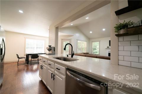 1807 Crossbridge Dr, Monroe, NC 28112 photo 3