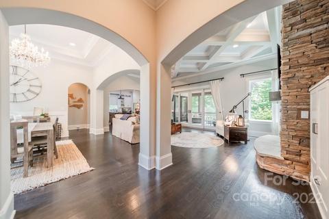 18010 Bear Track Dr, Davidson, NC 28036 photo 4