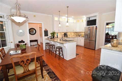 2439 Eagle Dr NE, Conover, NC 28613 photo 8