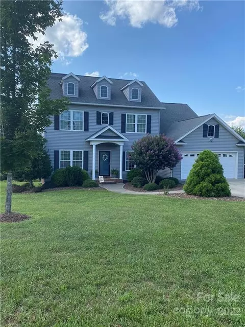 4323 Boulder Dr, Morganton, NC 28655 photo 1