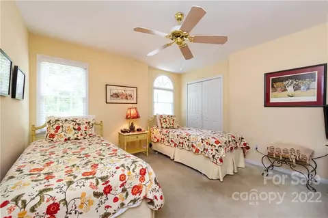 414 Clairview Ln, Matthews, NC 28105 photo 35