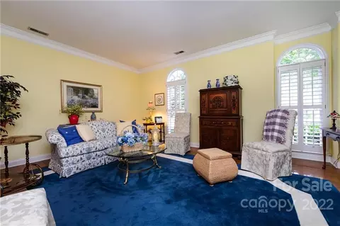 414 Clairview Ln, Matthews, NC 28105 photo 7