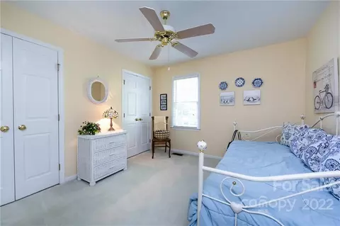 414 Clairview Ln, Matthews, NC 28105 photo 31