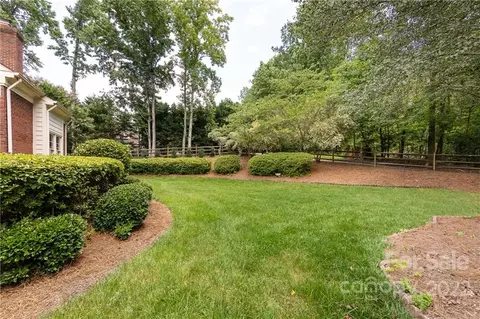 414 Clairview Ln, Matthews, NC 28105 photo 42