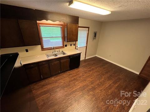 3443 Section House Rd, Hickory, NC 28601 photo 23