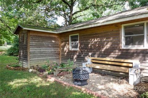 6 E Pond Rd, Black Mountain, NC 28711 photo 2