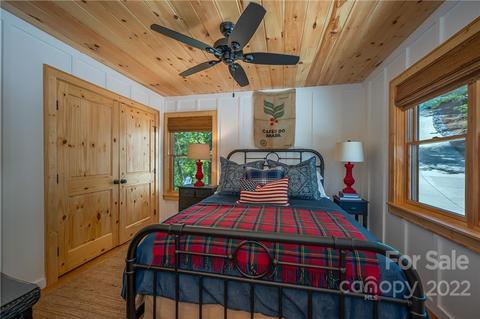494 Peninsula Dr, Mill Spring, NC 28756 photo 16