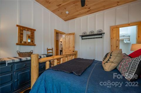 494 Peninsula Dr, Mill Spring, NC 28756 photo 24