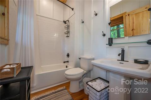 494 Peninsula Dr, Mill Spring, NC 28756 photo 25