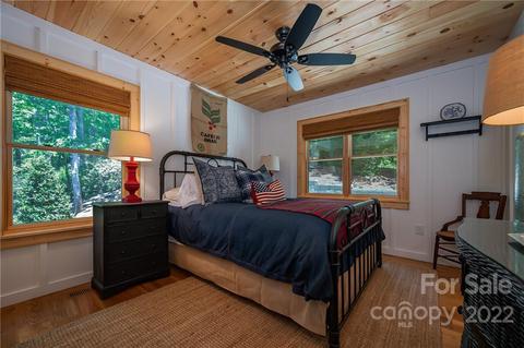 494 Peninsula Dr, Mill Spring, NC 28756 photo 17