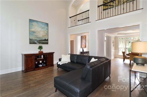 18809 Maplecroft Lake Ln, Davidson, NC 28036 photo 4