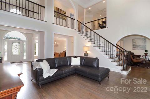 18809 Maplecroft Lake Ln, Davidson, NC 28036 photo 3