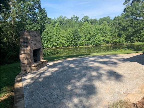 3645 Libby Ln, Midland, NC 28107 photo 4