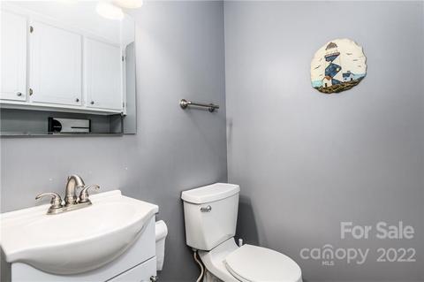 611 5th Ave NE, Conover, NC 28613 photo 16