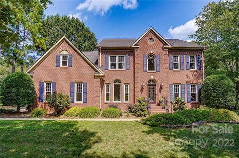 20824 Decora Dr, Cornelius, NC 28031 photo 1