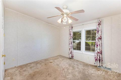 3838 River Rd, Hickory, NC 28602 photo 21