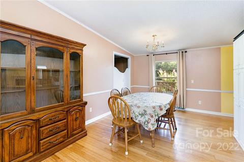 3838 River Rd, Hickory, NC 28602 photo 9