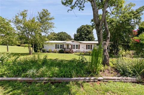 3838 River Rd, Hickory, NC 28602 photo 3
