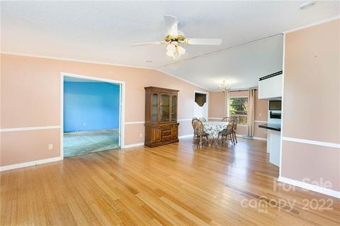3838 River Rd, Hickory, NC 28602 photo 6
