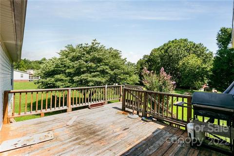3838 River Rd, Hickory, NC 28602 photo 25