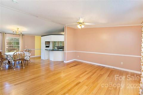 3838 River Rd, Hickory, NC 28602 photo 5