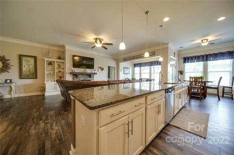 1140 Jack Pine Rd, Clover, SC 29710 photo 10