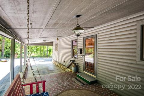 405 6th Ave SW, Conover, NC 28613 photo 4