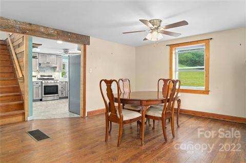 90 Beaverdam Loop Rd, Candler, NC 28715 photo 7