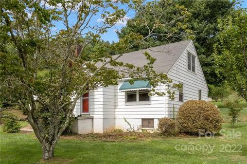 90 Beaverdam Loop Rd, Candler, NC 28715 photo 1