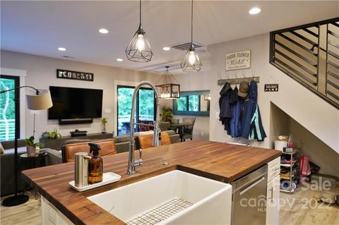 167 Whitaker Rd, Fairview, NC 28730 photo 8