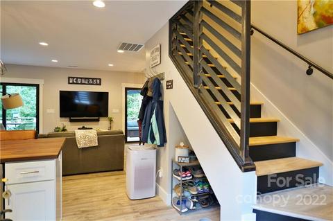 167 Whitaker Rd, Fairview, NC 28730 photo 4