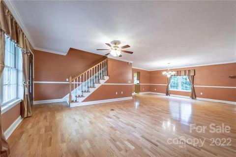 3446 Raintree Dr, Hudson, NC 28638 photo 4