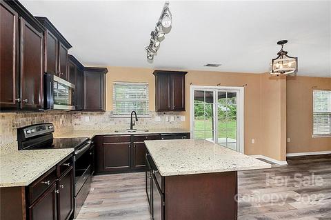 318 Lindpoint Ln, Monroe, NC 28110 photo 9