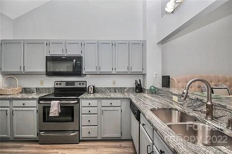 19988 Oak Leaf Cir, Cornelius, NC 28031 photo 6