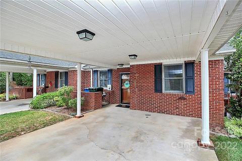 19988 Oak Leaf Cir, Cornelius, NC 28031 photo 3